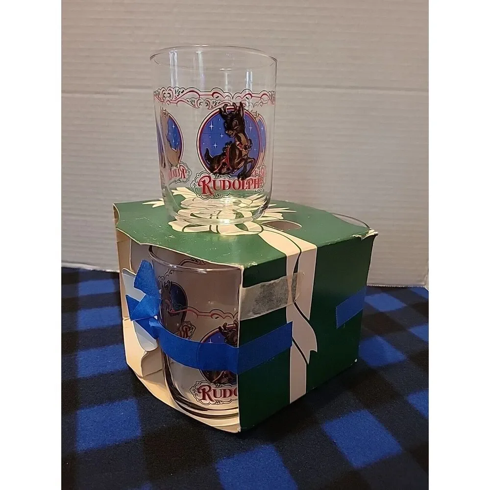 4 Vtg  Libbey Rudolph The Red Nose Reindeer Glasses 4